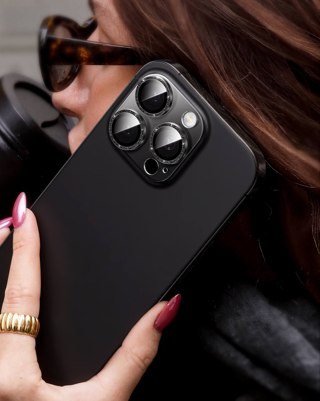 NIMASO カメラフィルム iPhone 15/Plus/Pro/Pro Max 対応 アクリル+キラキラ 全面保護 黒縁取り 9H強化ガラス 耐衝撃 1枚セット